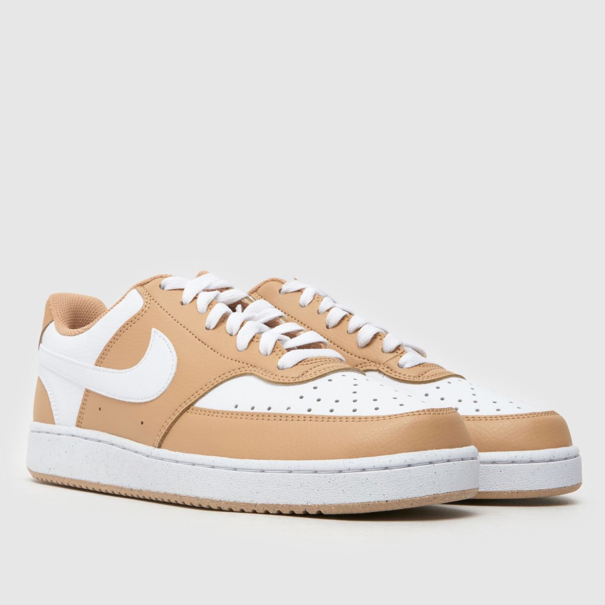 Športni copati Nike Court Vision v beli in rjavi barvi