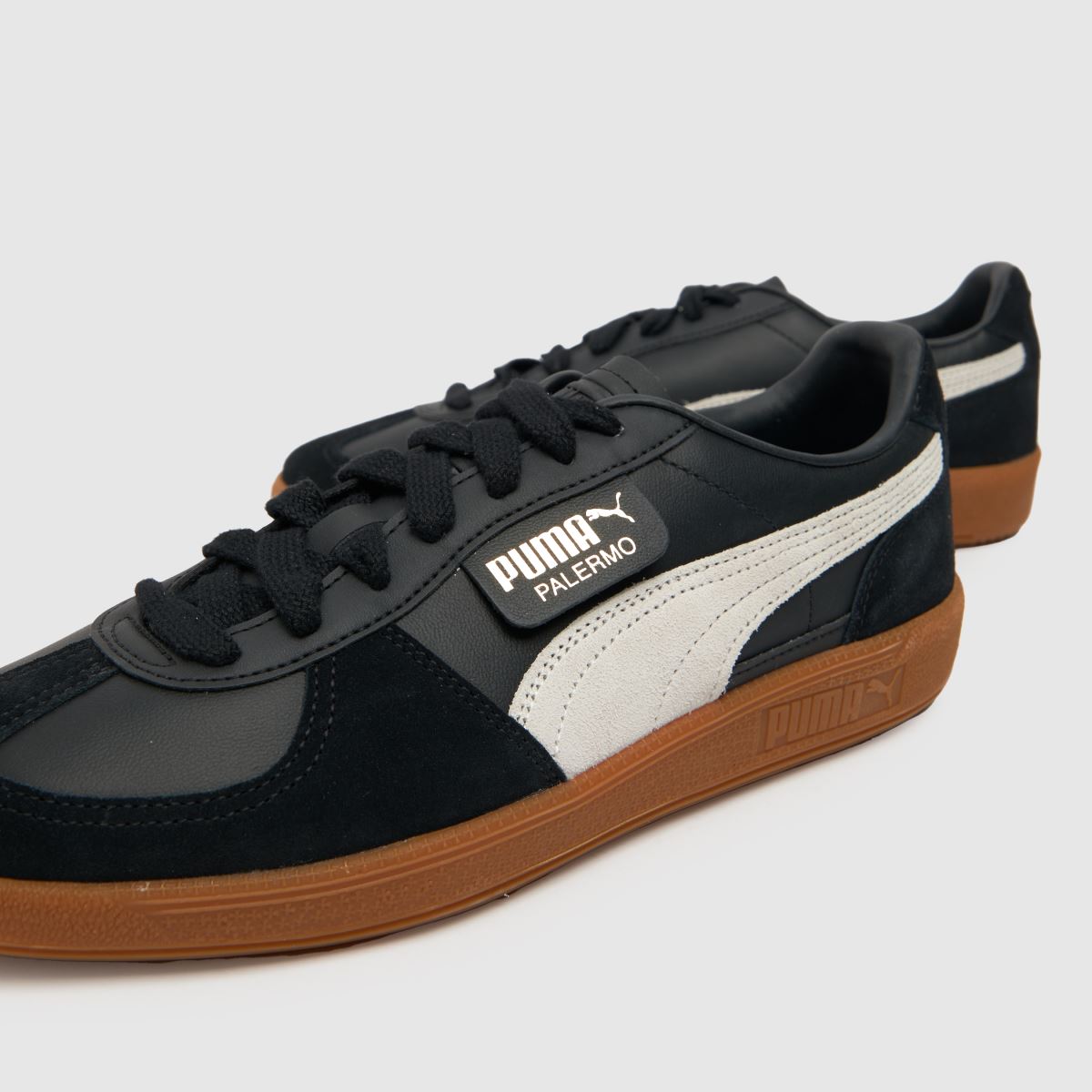 PUMA Palermo bőr edzőcipők fekete és fehér színben