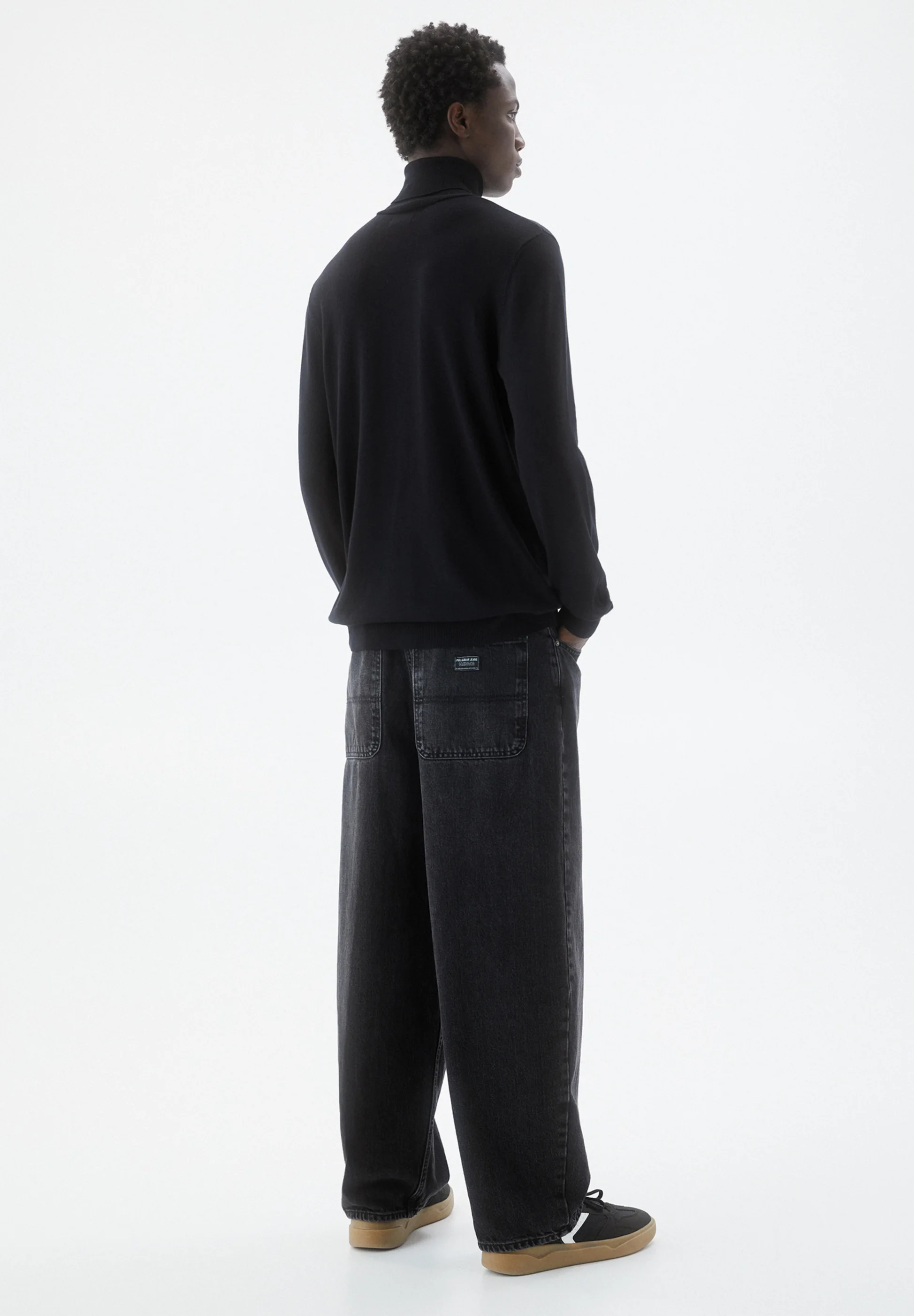 PULL&BEAR CUELLO ALTO - Suéter