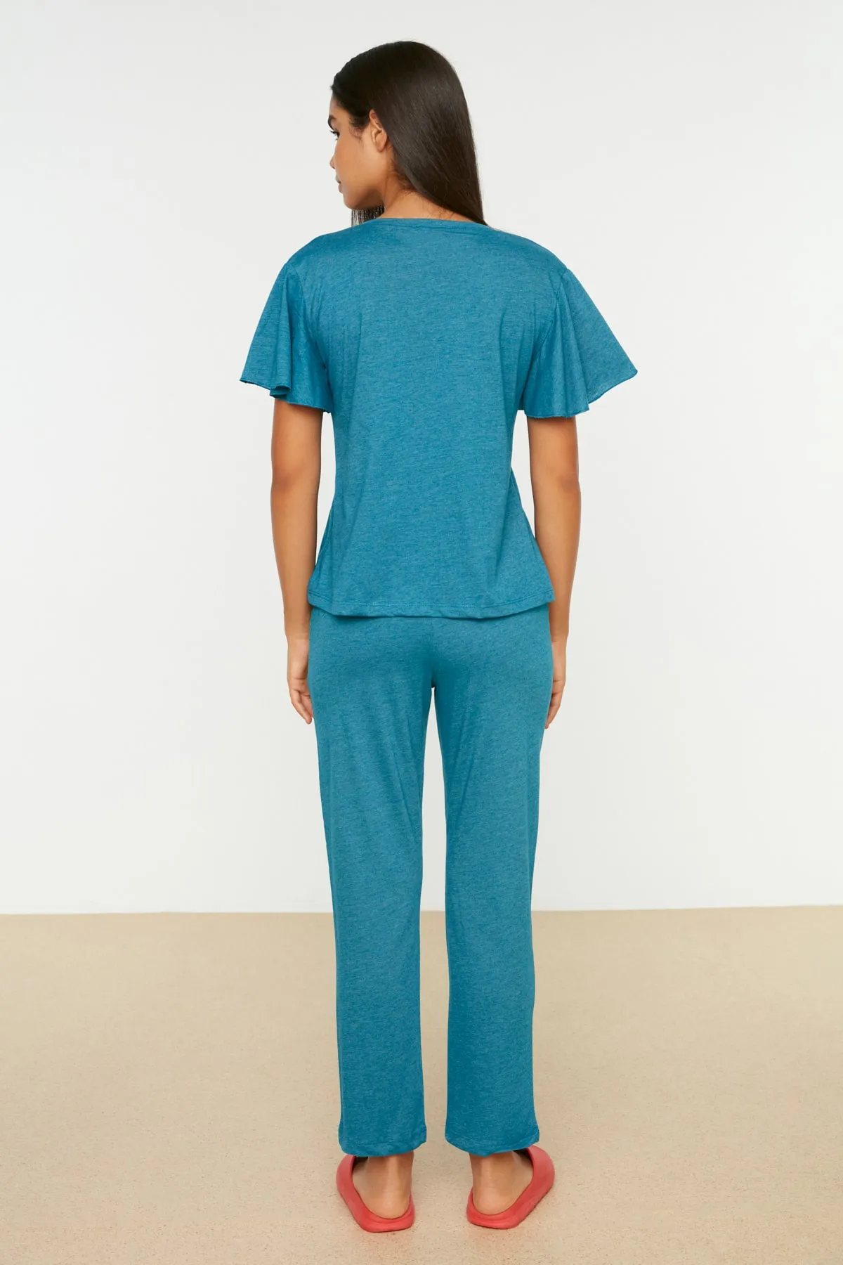 Trendyol Collection  Petrolfarbenes Pyjama-Set aus Baumwolle mit Koala-Print und Ärmeln sowie Schwungrad-Details THMSS20PT0172