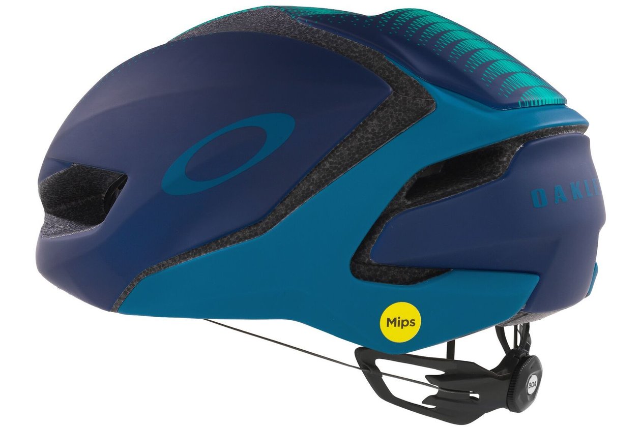 Oakley ARO5