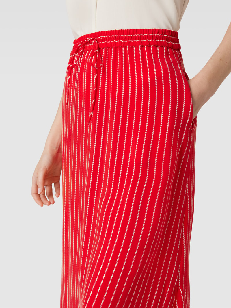 Midikleid mit Streifenmuster in rot