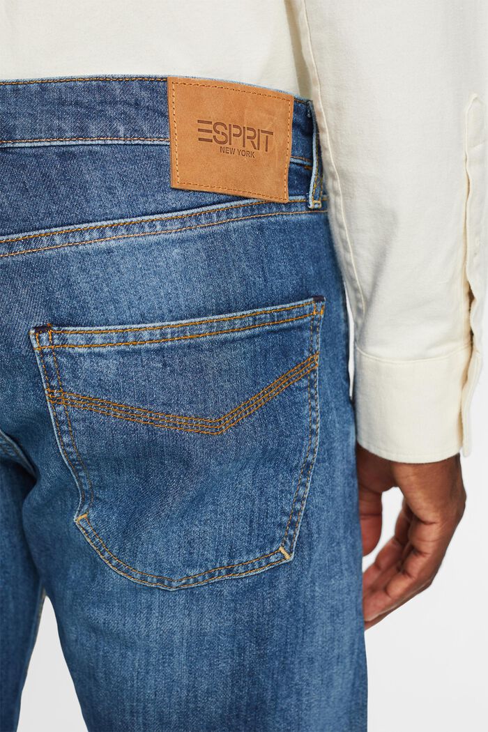 Schmale Jeans mit mittlerer Bundhöhe