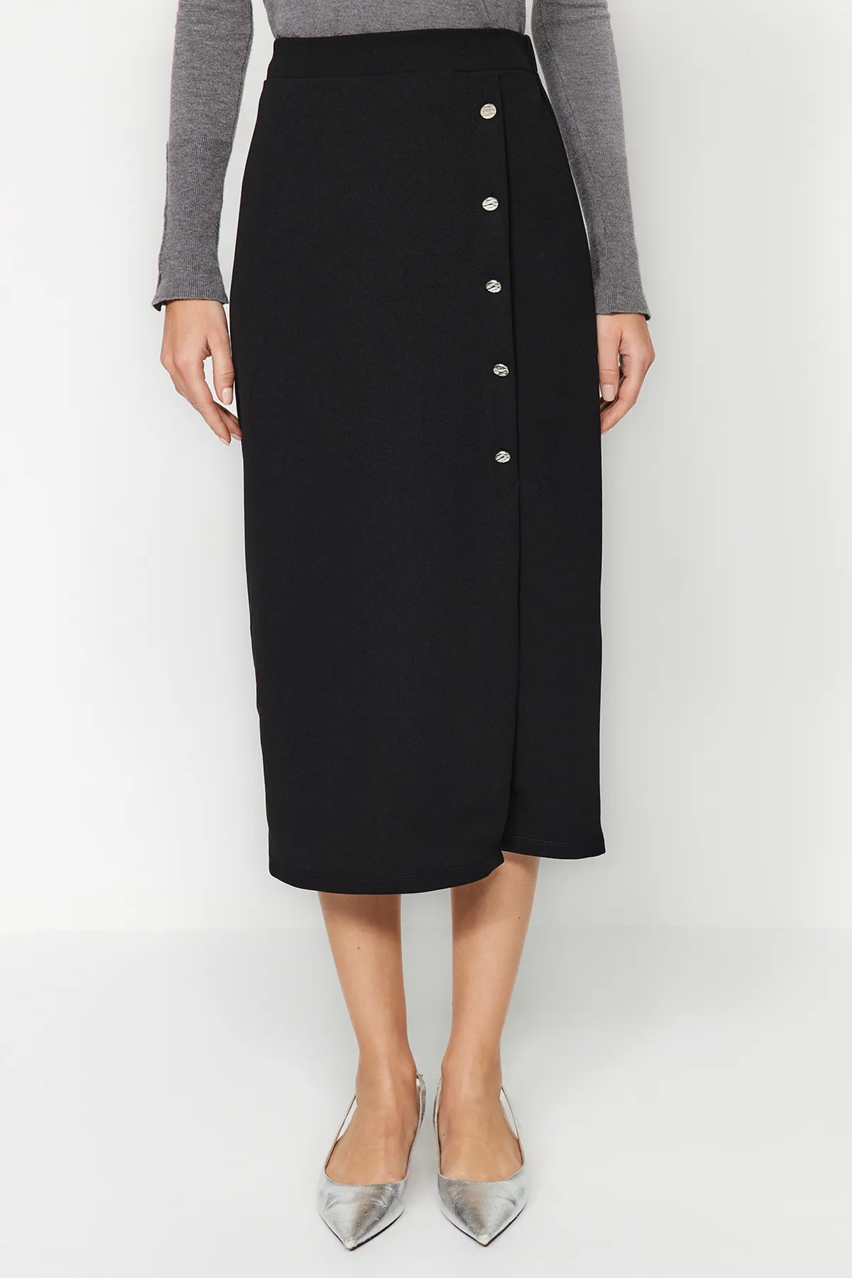 Trendyol Collection  Schwarzer, eleganter Crêpe-Midirock mit hoher Taille und Knopfleiste, Stretch-Strick TWOSS23ET00320