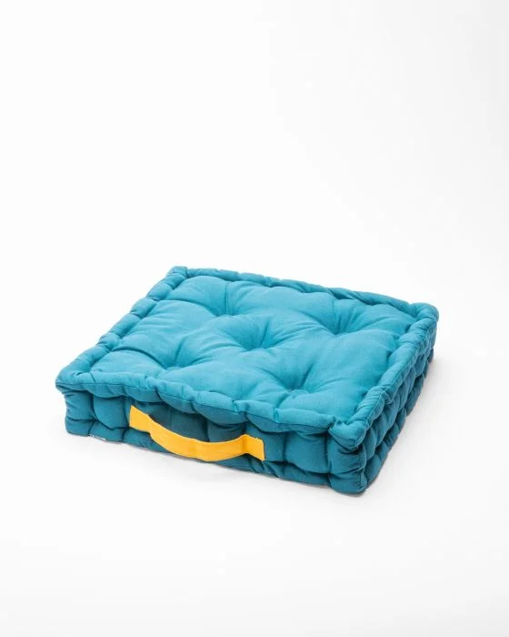 Coussin de sol carré.