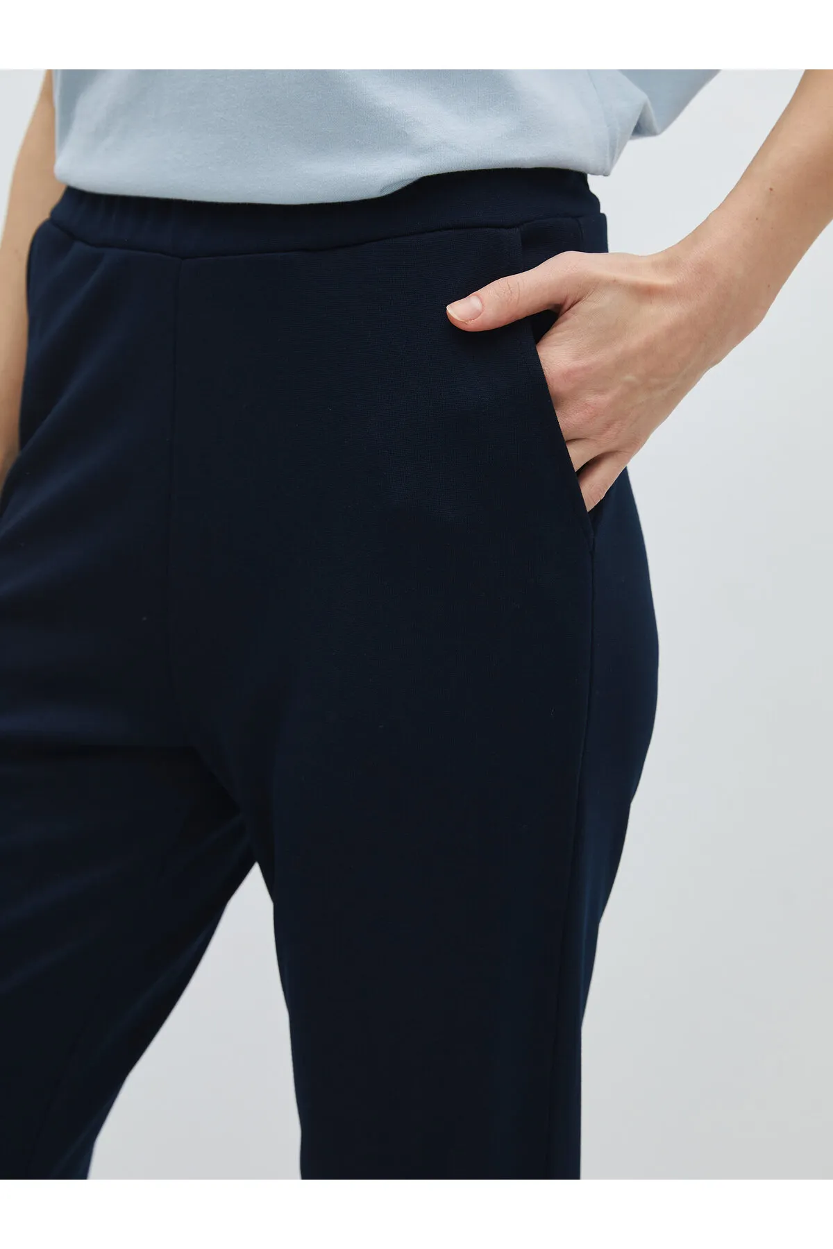 LC Waikiki  Jogginghose - Dunkelblau - Relaxed