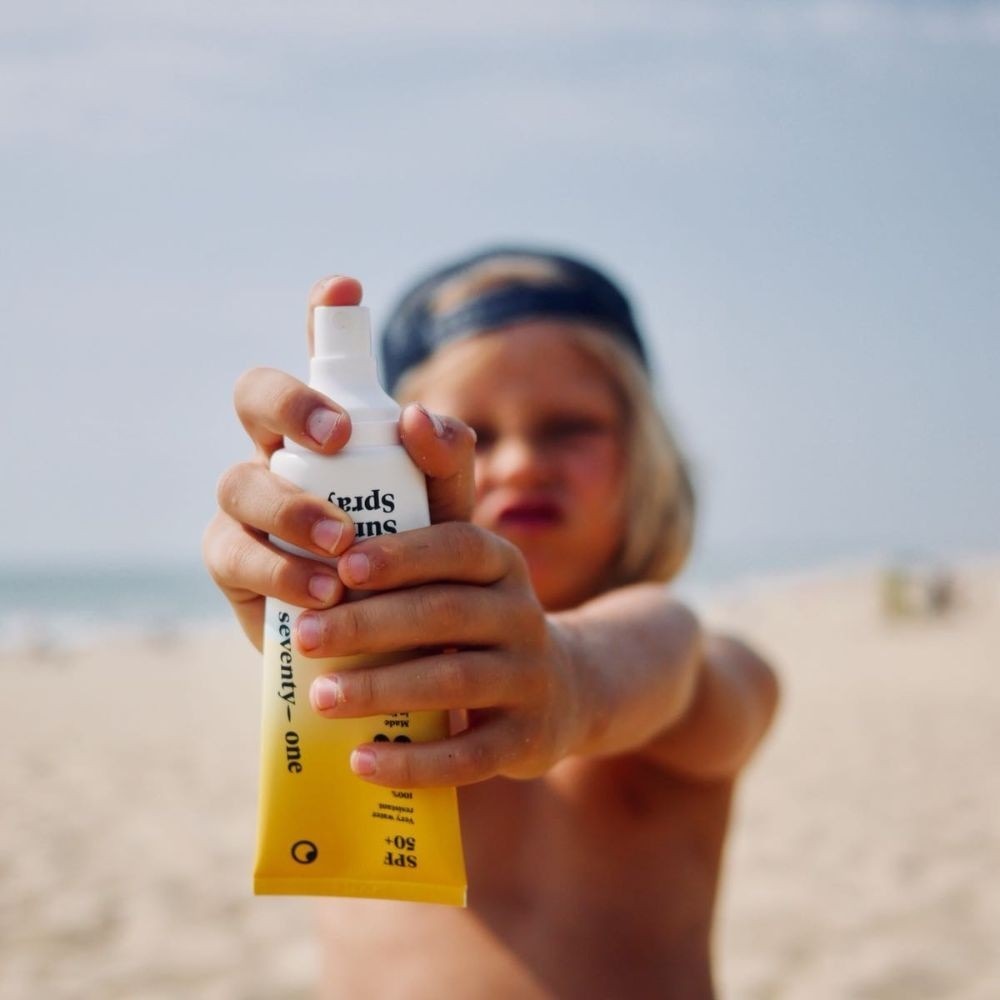 SeventyOne Percent Eco Sun Invisible Spray SPF50+