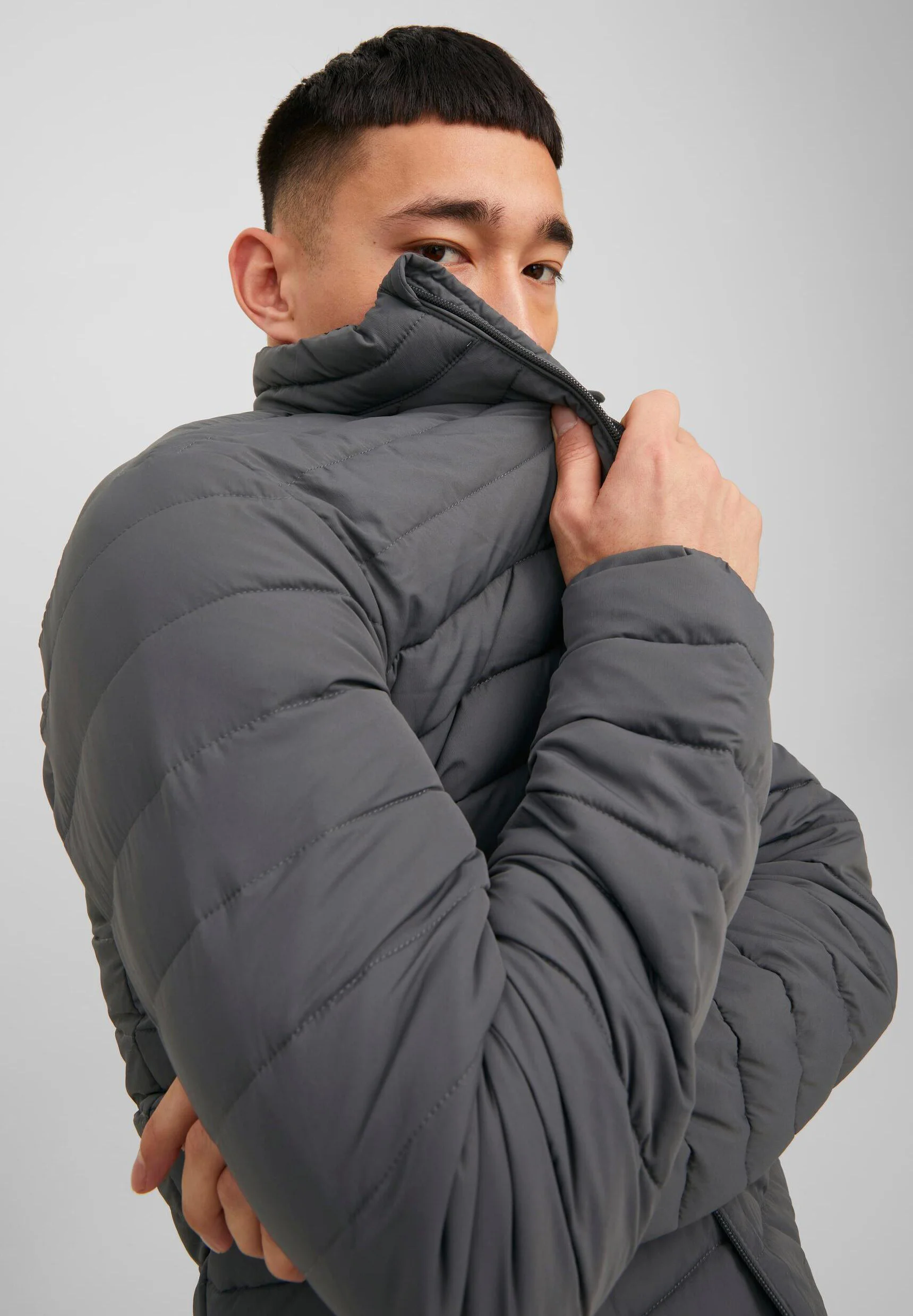 Jack & Jones PREMIUM JJERECYCLE PUFFER COLLAR - Chaqueta de entretiempo