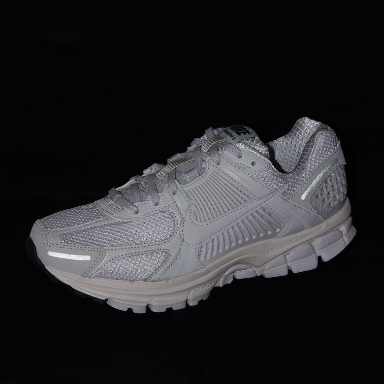 NIKE Zoom Vomero 5 SP vast grey/vast grey-black-sail