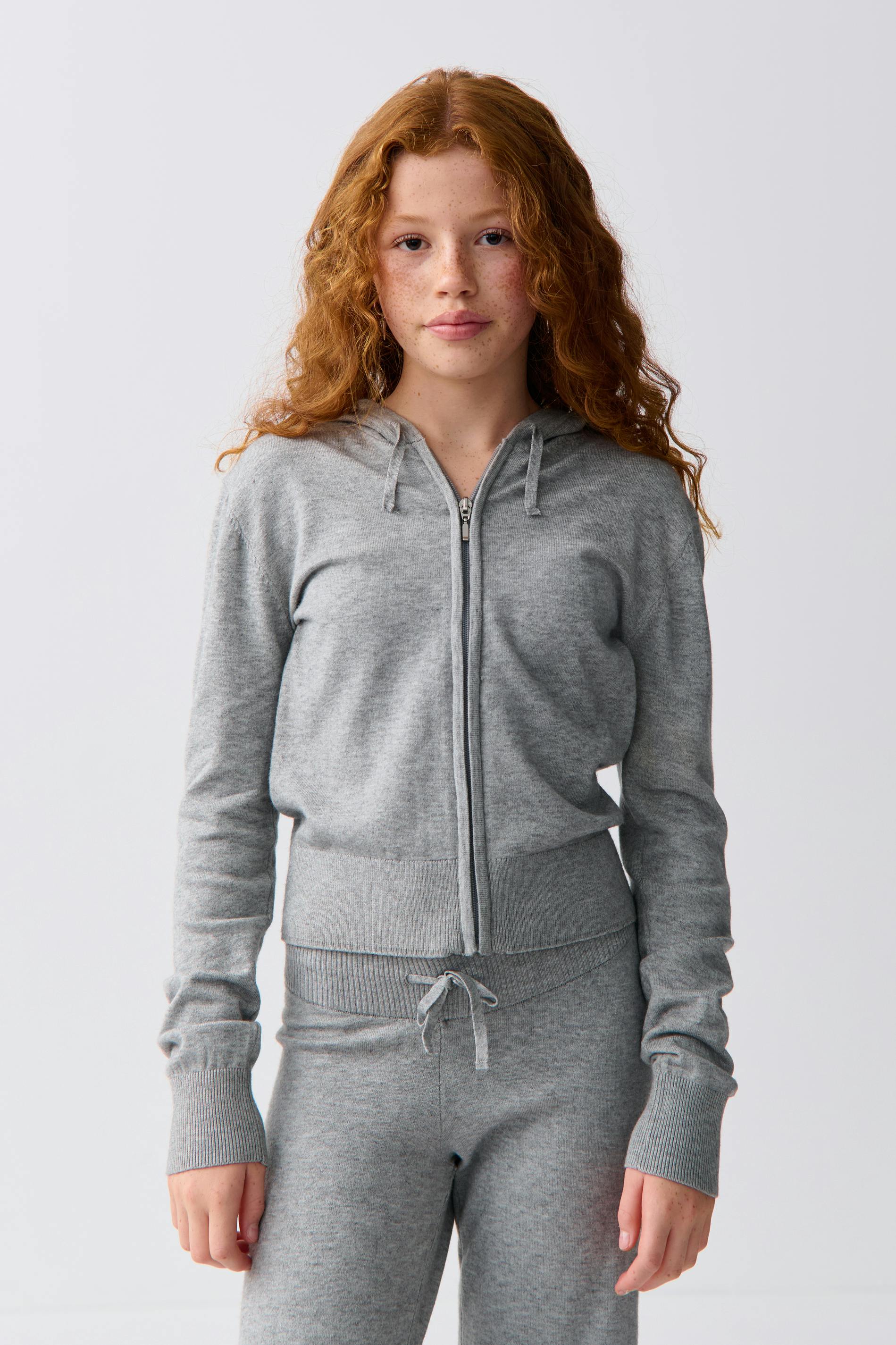 Y soft knitted zip hoodie