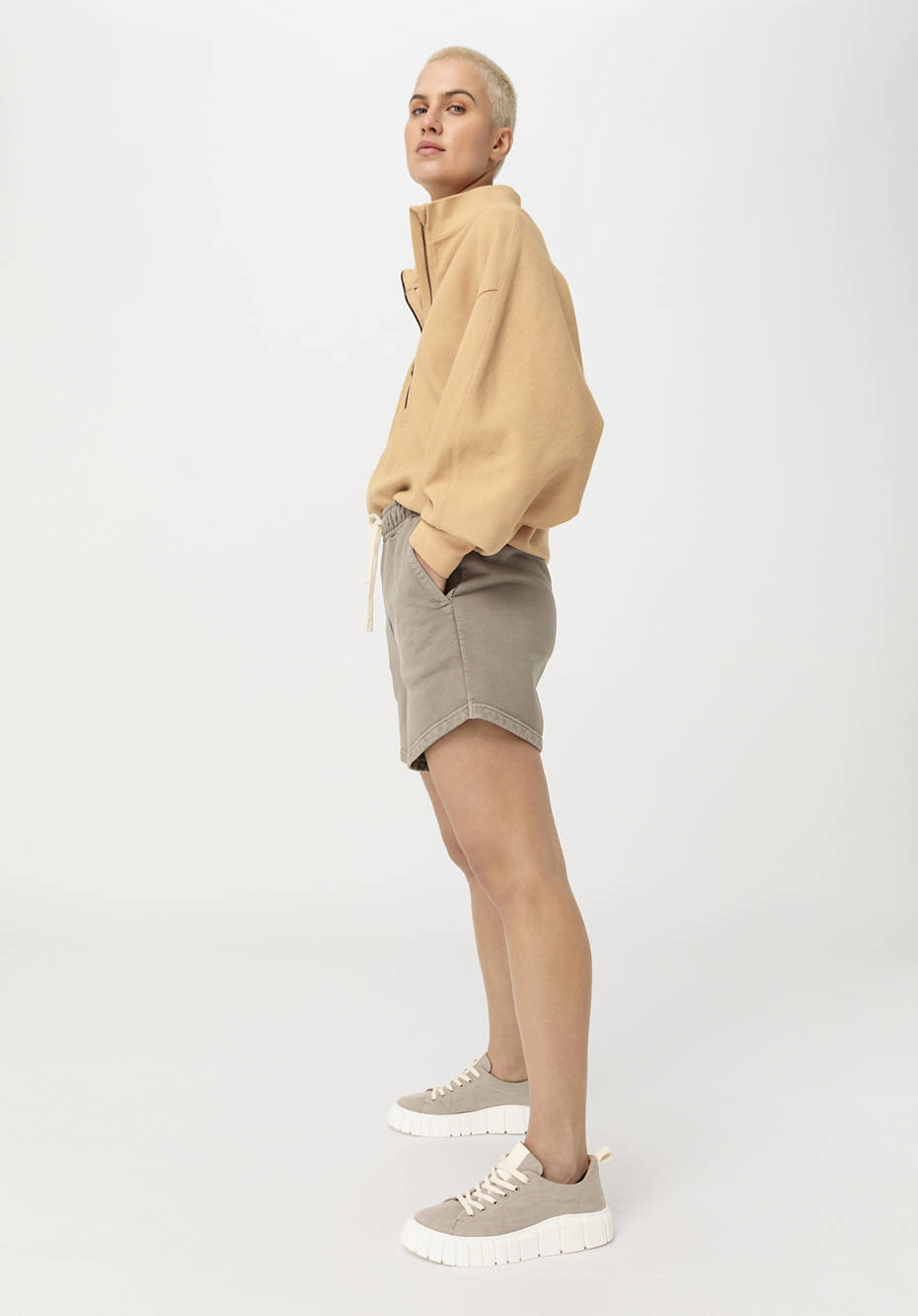 Shorts mineralgefärbt aus reiner Bio-Baumwolle