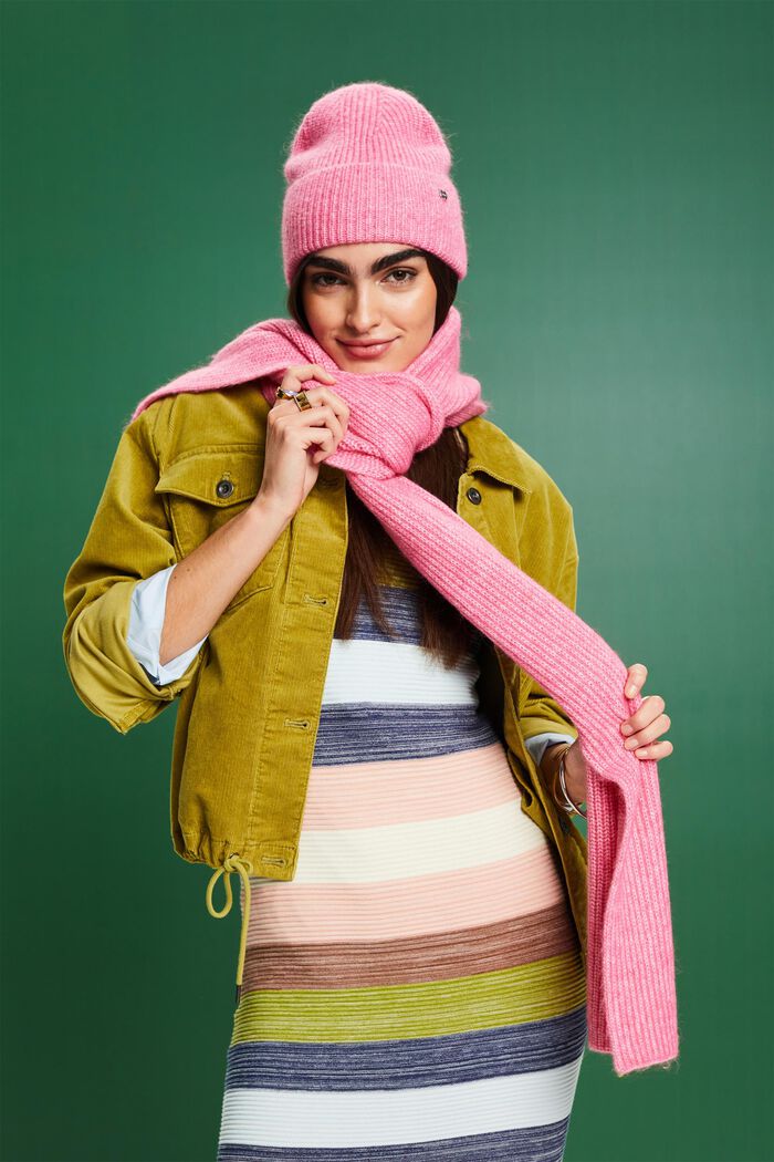 Set: Beanie und Schal in Rippstrick-Optik