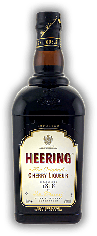 Heering Cherry Liqueur Heering Cherry Liqueur Seit 1818 ist dieser Premium Kirschlikör ein Cocktail-Klassiker. 0,7	 Liter - Vol 24%