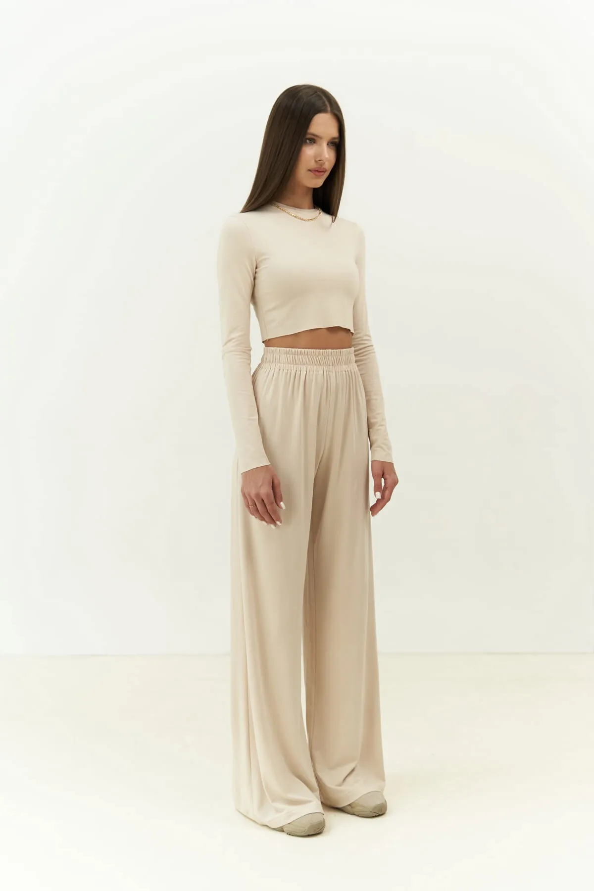 MAİ COLLECTİON  Jany – Langärmliges, beiges Crop-Hosen-Set