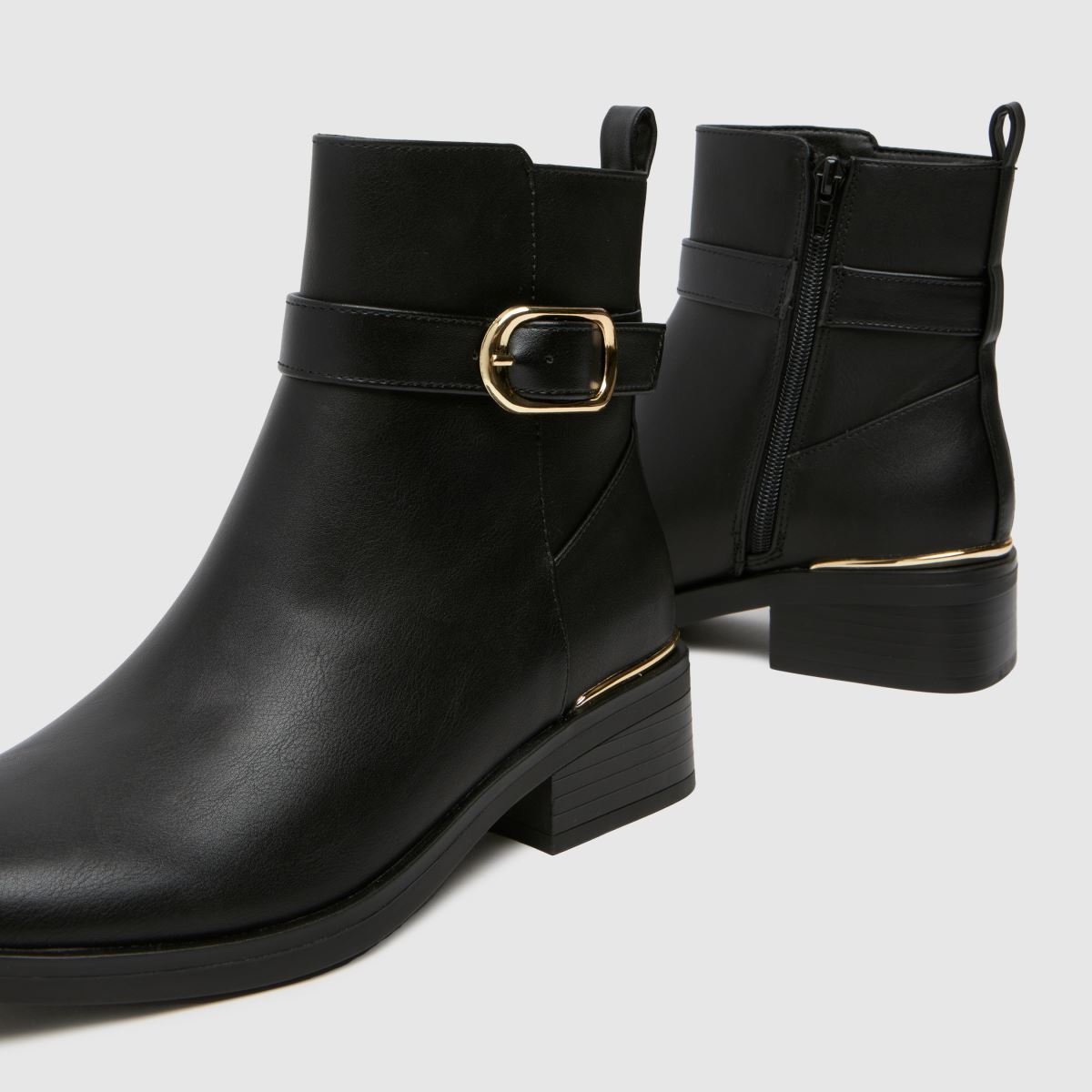 Schuh – Ciara – Svarta stövlar med spänne