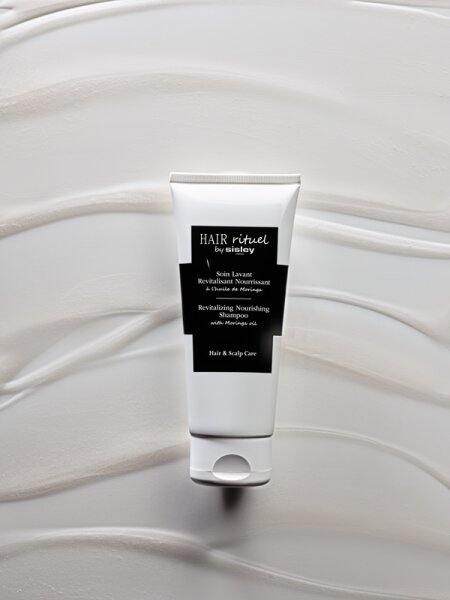 Hair Rituel by Sisley Soin Lavant Revitalisant Nourrissant Shampoo