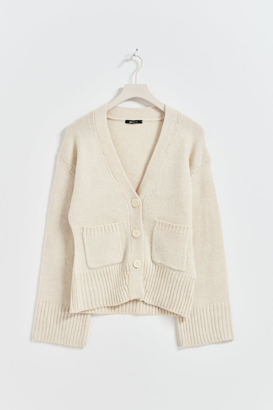 Knitted cardigan