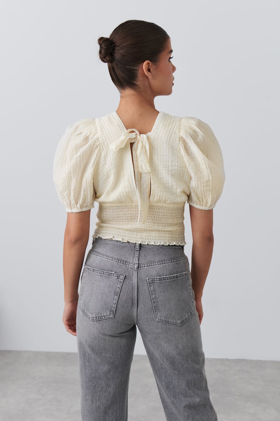Puff sleeve top
