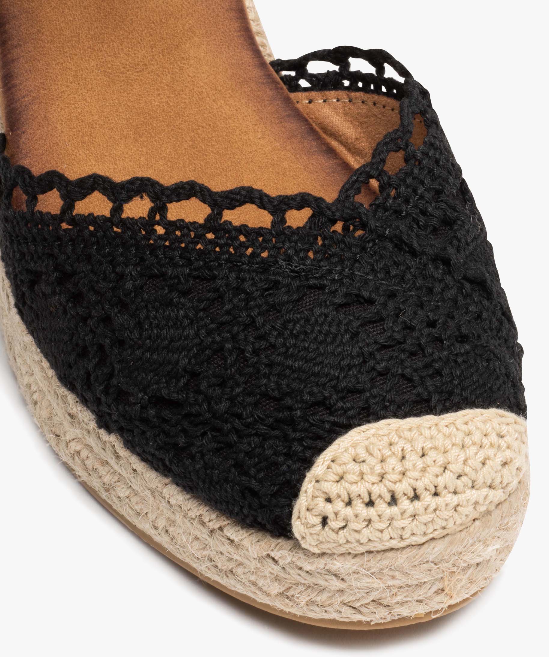 Sandales femme compensées en jute avec dessus brodé noir | GEMO
