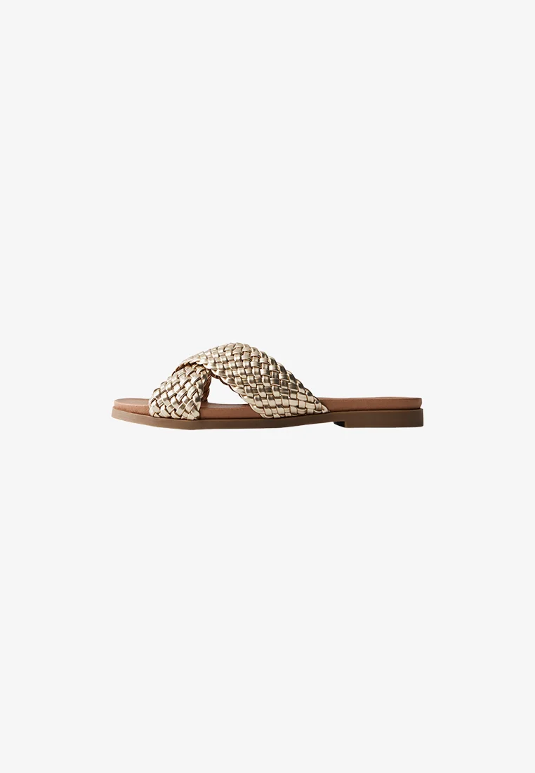 New Look CROSS STRAP - Zapatillas