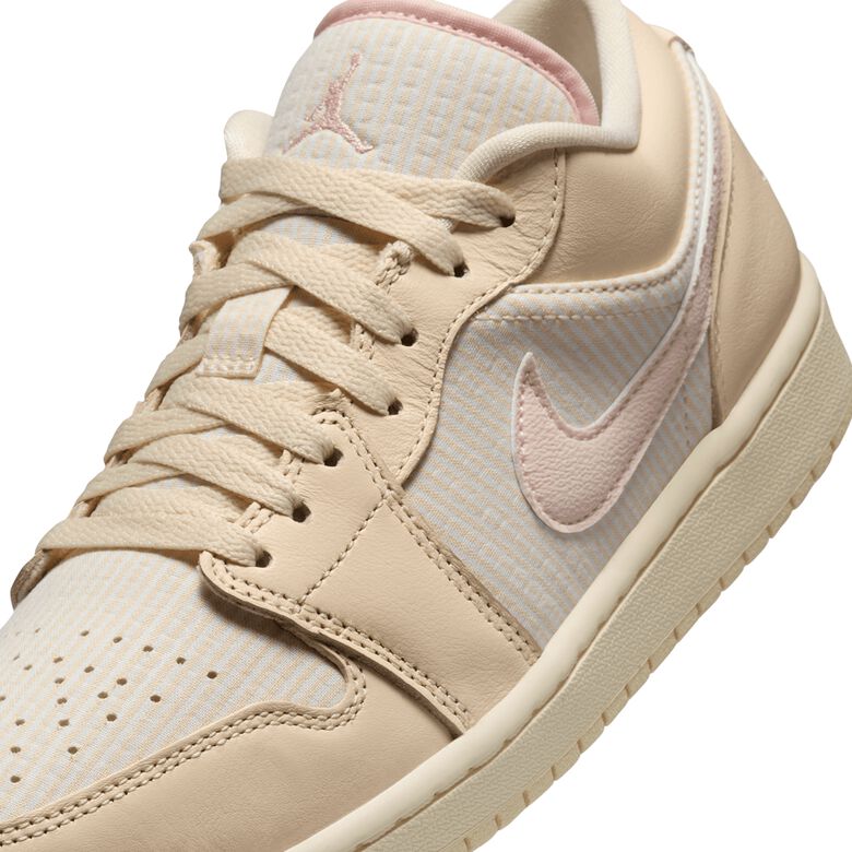 JORDAN Wmns Air Jordan 1 Low 