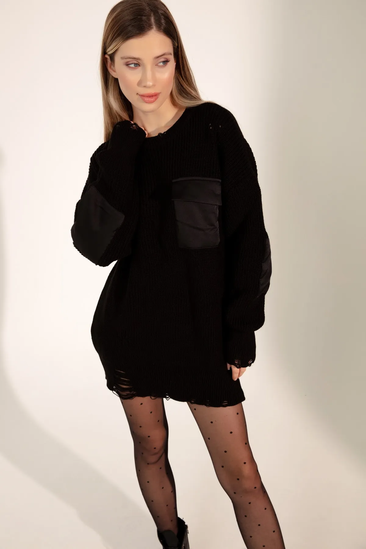 Lafaba  Schwarze Damen-Stricktunika mit Rundhalsausschnitt und Taschen aus Stoff