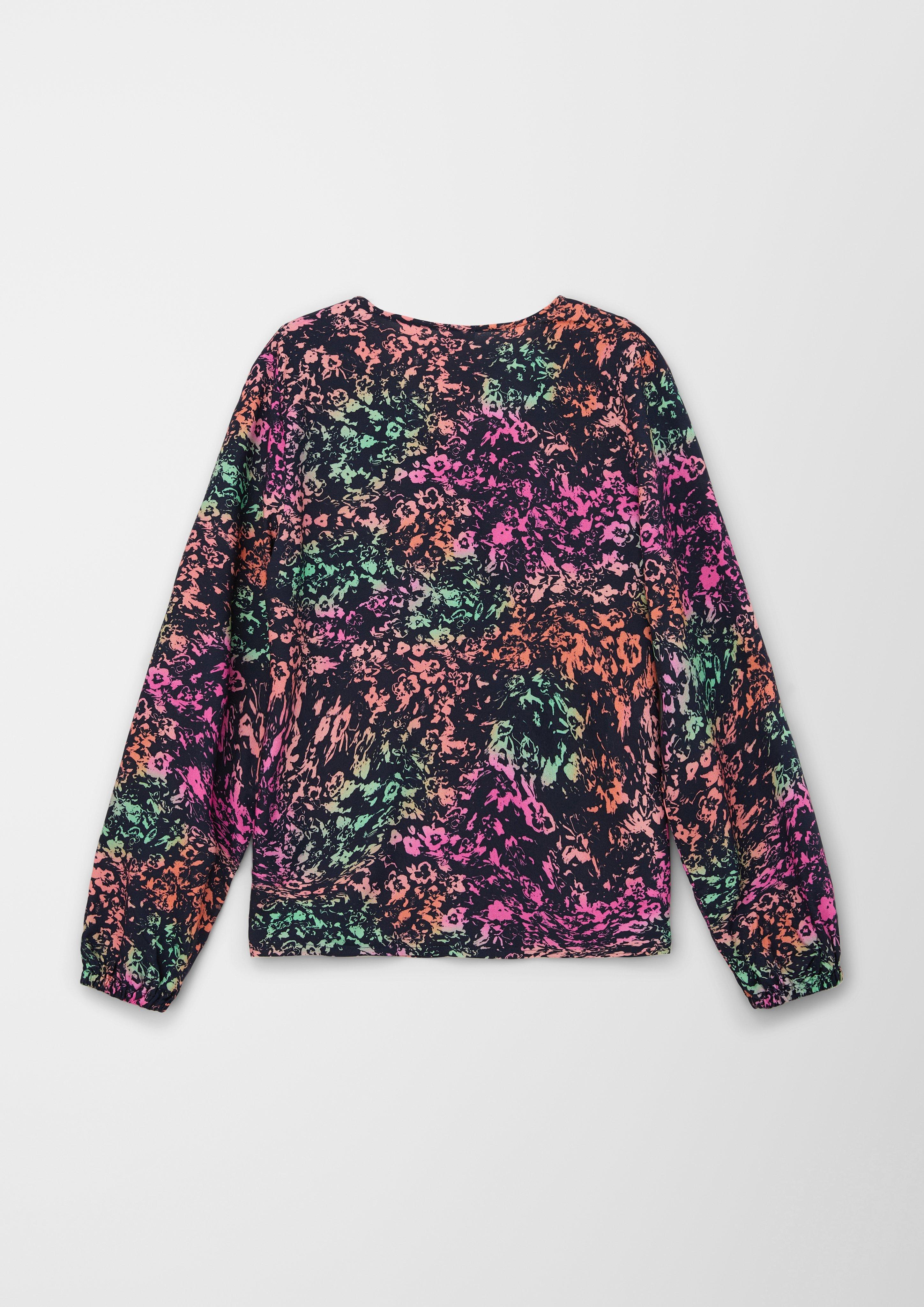 Viskosebluse mit V-Ausschnitt  2124976-59B3