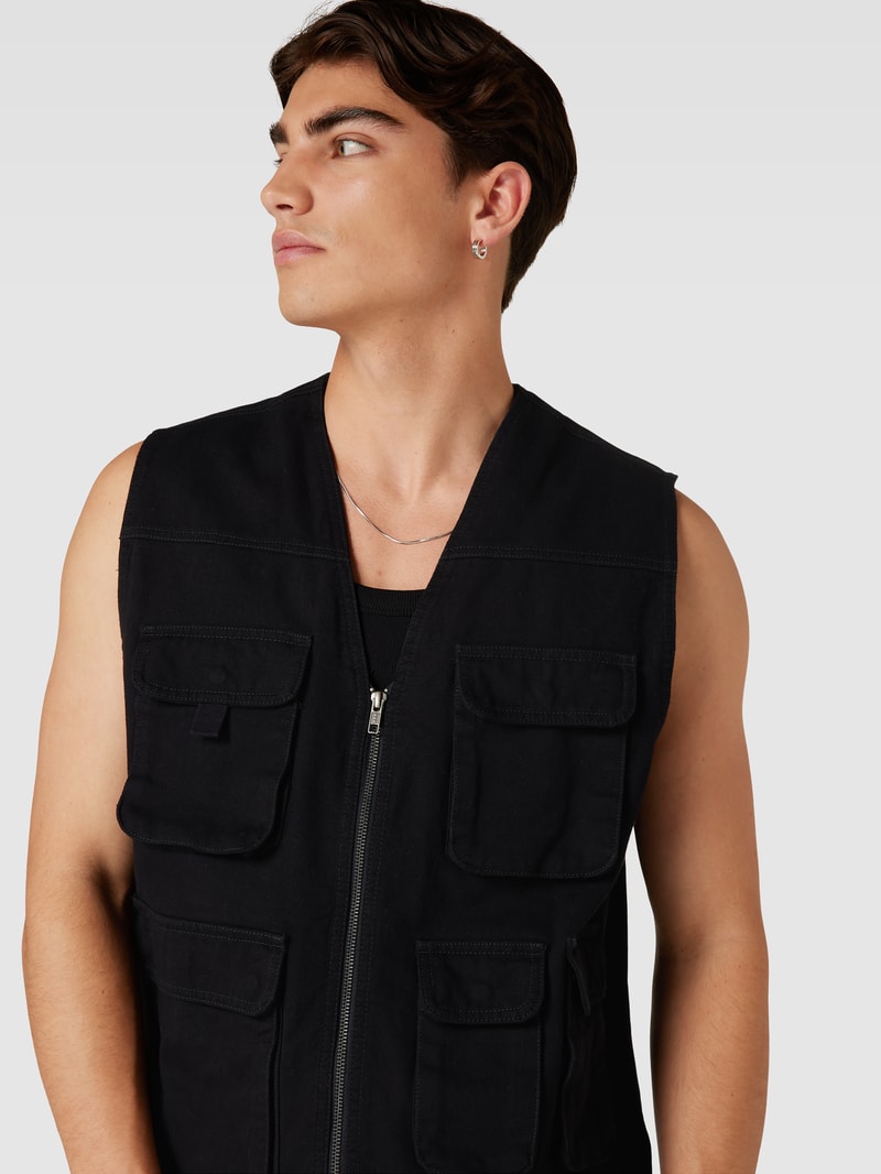 Outdoor-Weste mit Cargotaschen in schwarz