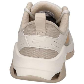 Nike Zoom Bella 6 Sneaker in beige