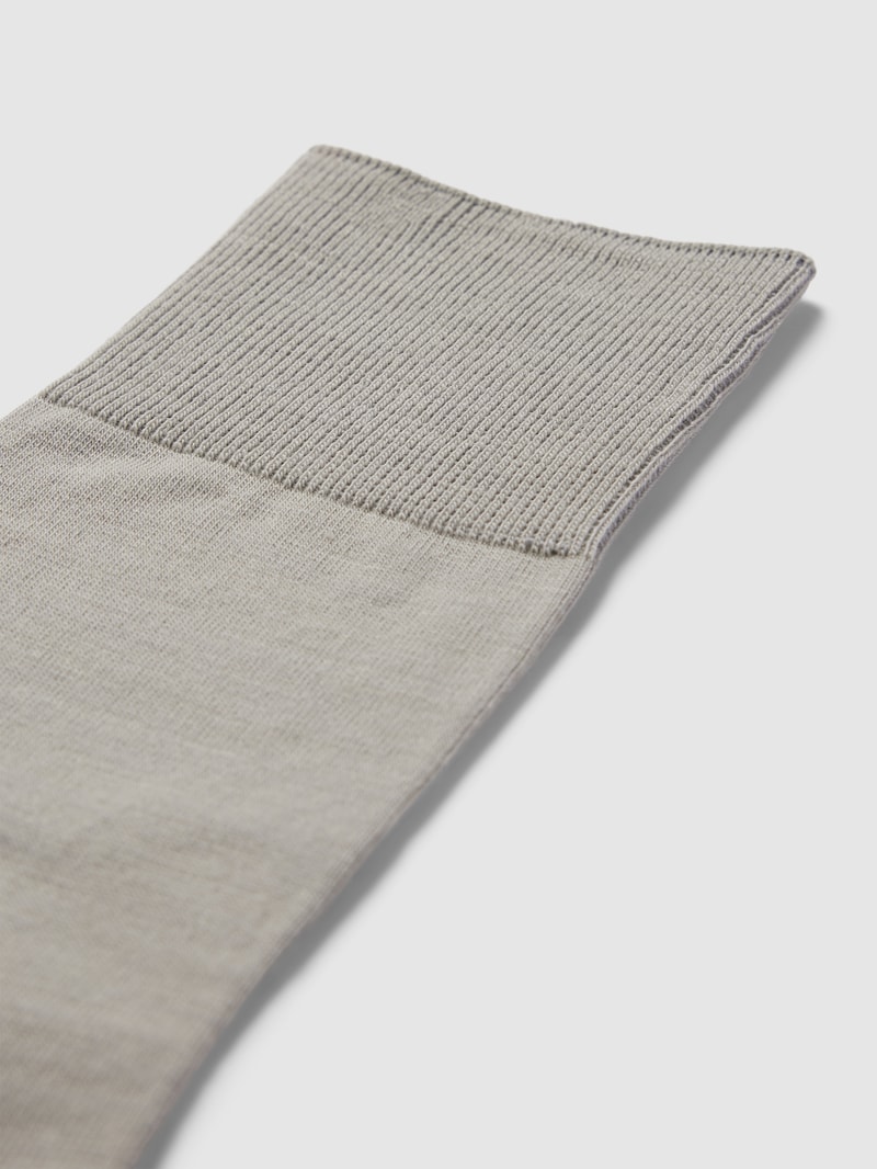 Socken mit elastischem Rippenbündchen Modell 'AIRPORT' in silber