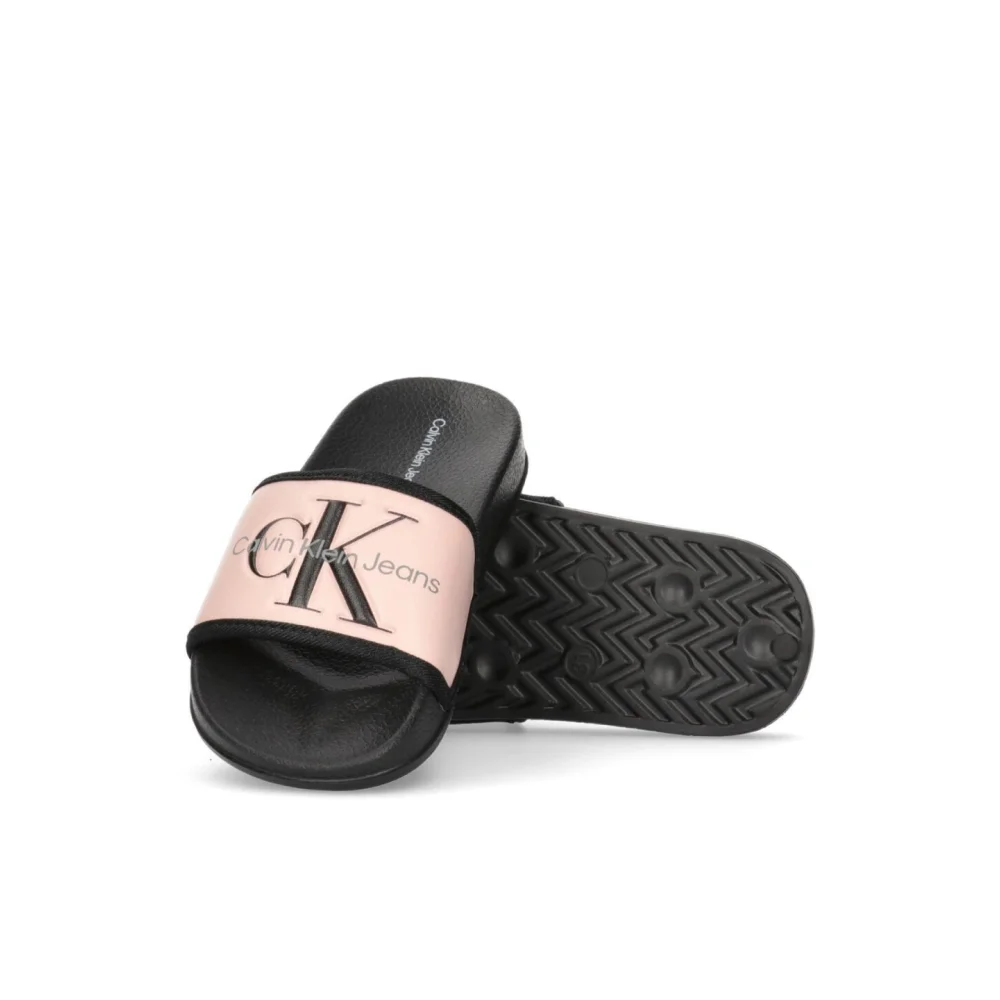 Calvin Klein Badesandalen V3A0-80528-1172-966 / pink