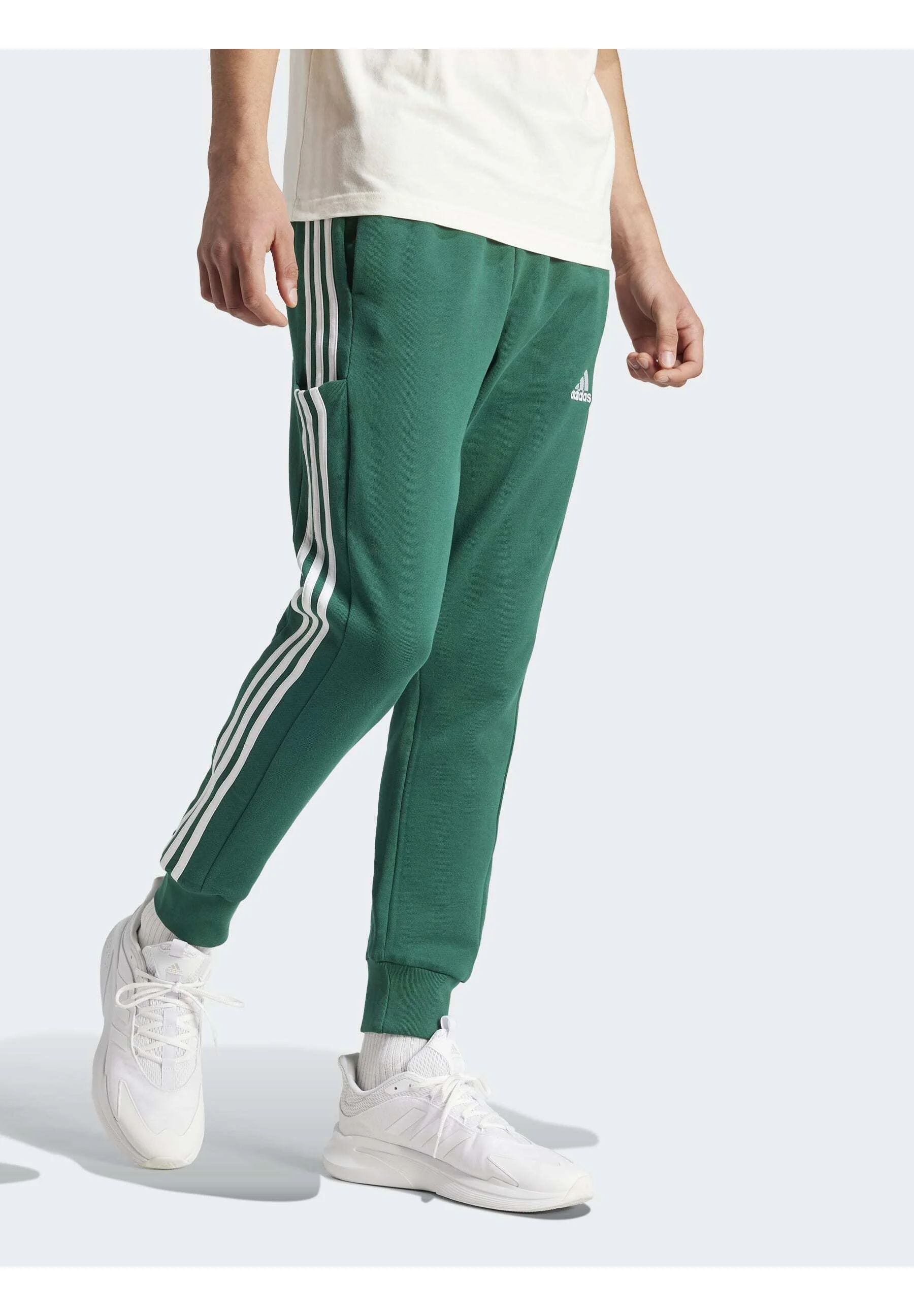 adidas Sportswear ESSENTIALS TAPERED CUFFED 3-STRIPES - Pantalón deportivo