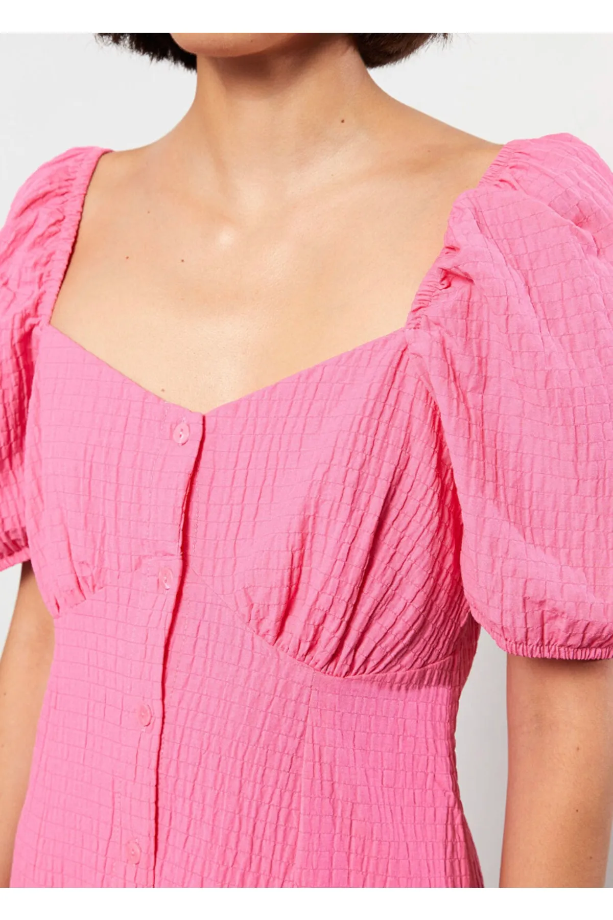 LC Waikiki  Lcw Lässiges, selbstgemustertes Damenkleid mit V-Ausschnitt und Ballonärmeln