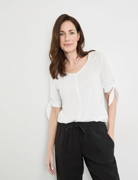 Halbarmshirt mit Bindedetail