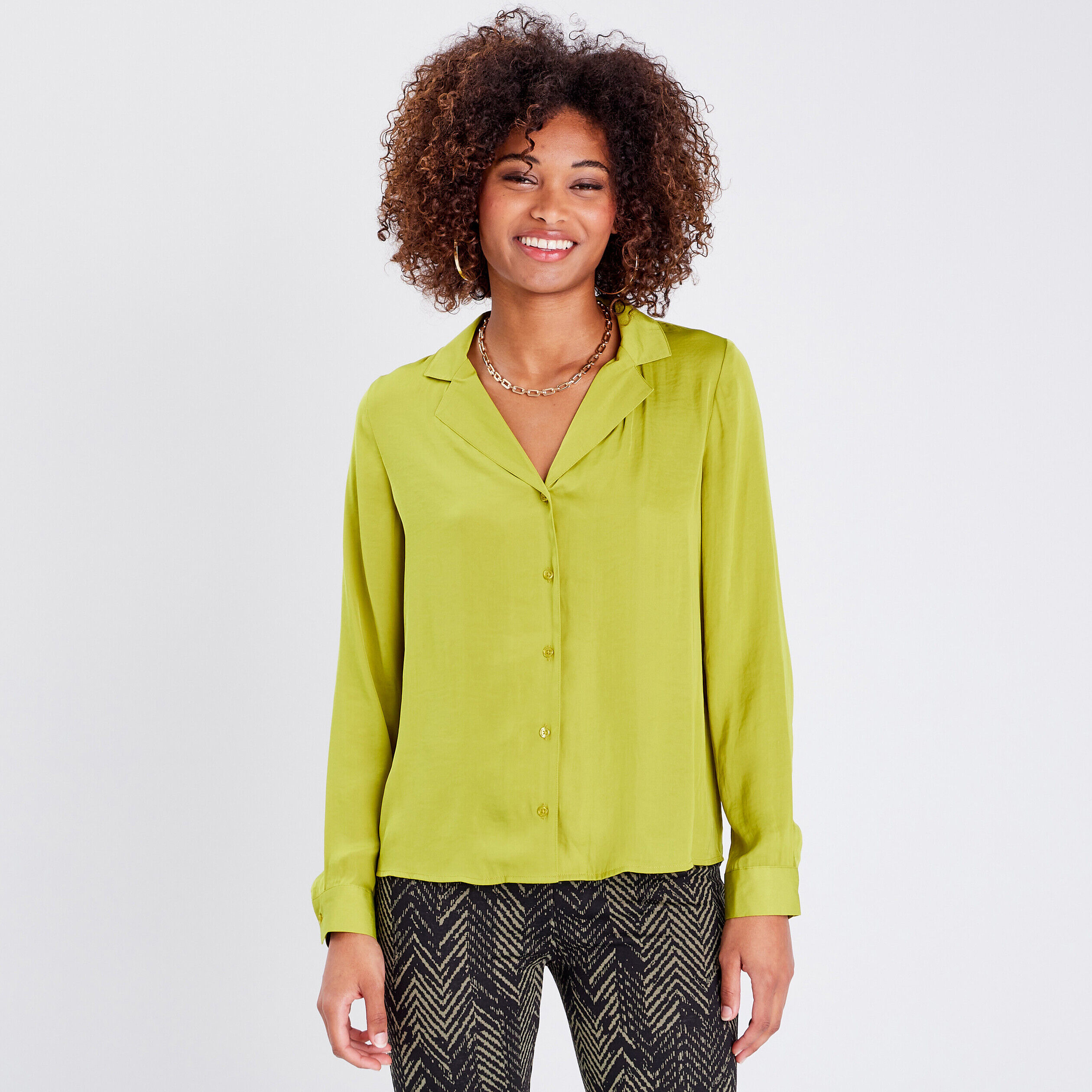 Chemise manches longues satin vert olive femme | Cache Cache