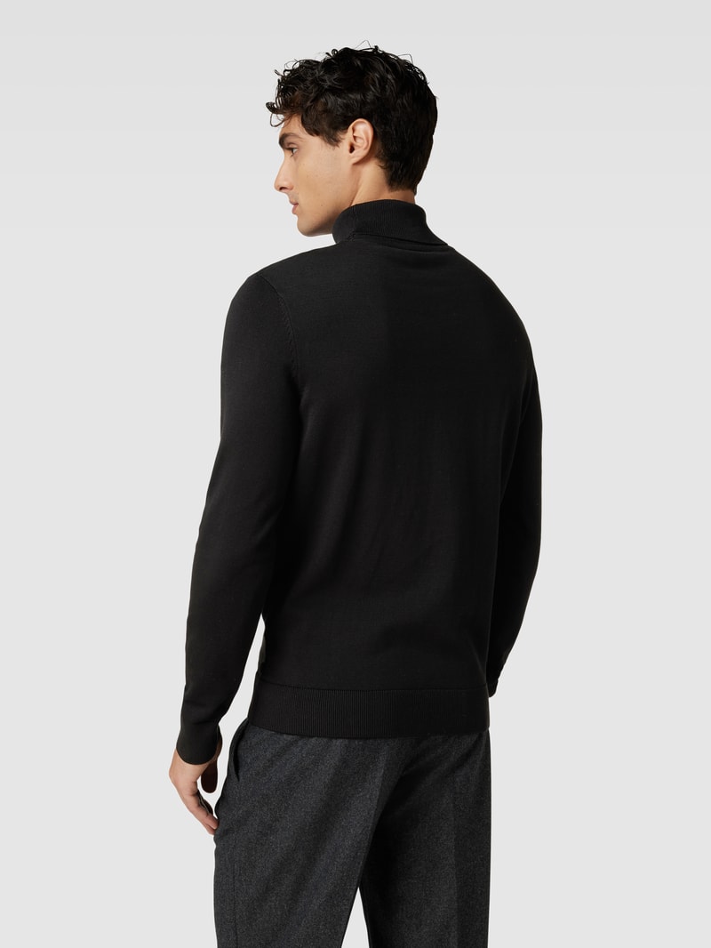 Strickpullover mit Rollkragen in schwarz