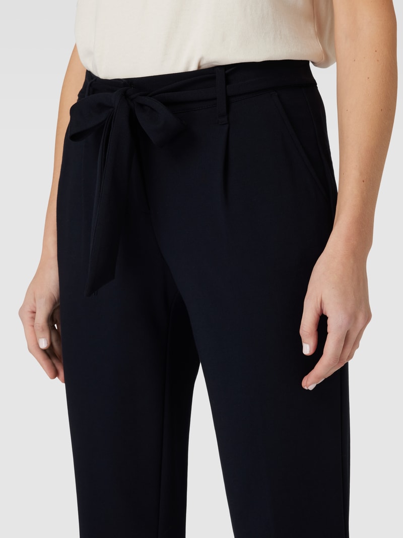 Stoffhose mit Bindegürtel in marineblau