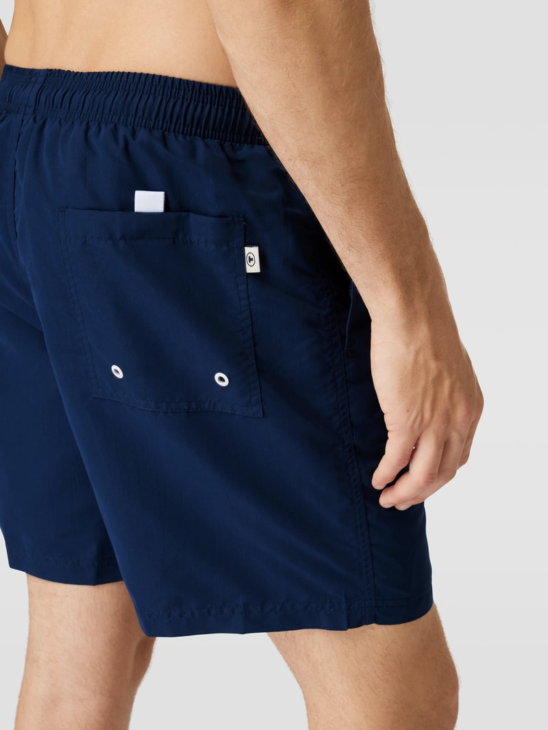 Badehose mit Label-Print in marineblau