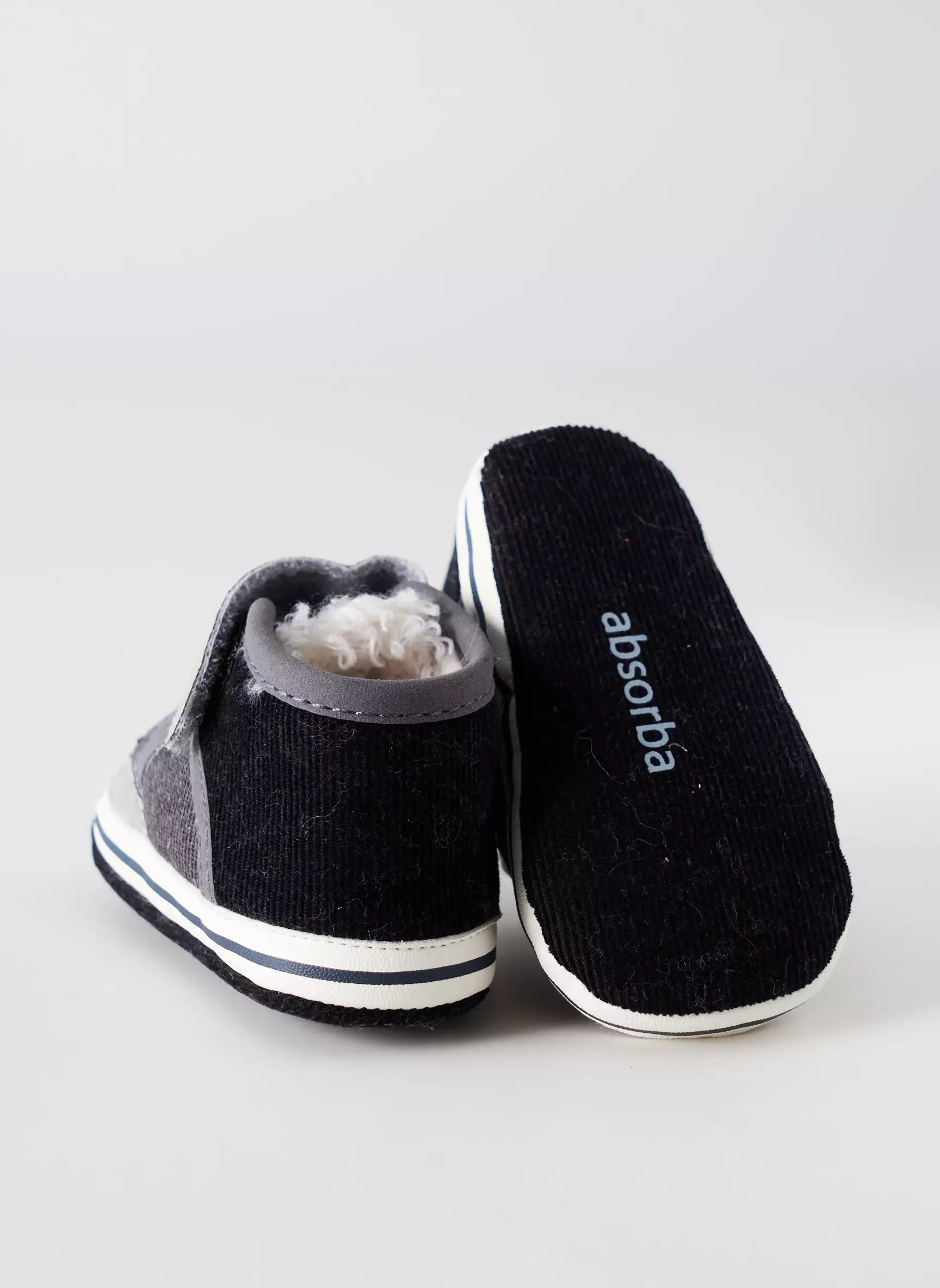 Absorba Chaussons Garcon couleur gris