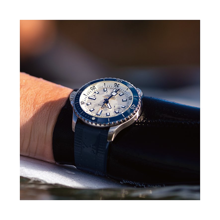Breitling Herrenuhr Superocean Automatic 42
