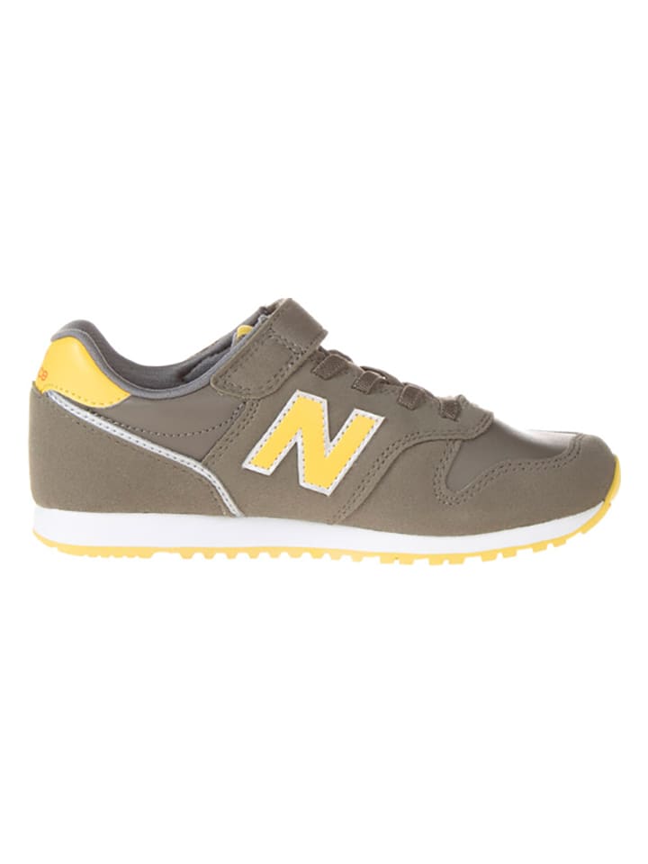 New Balance Sneakers 