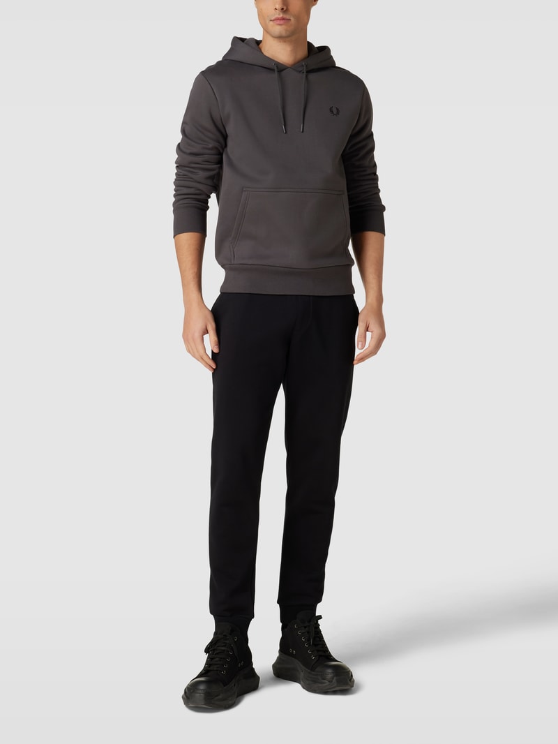 Hoodie mit Label-Design Modell 'Laurel' in graphit