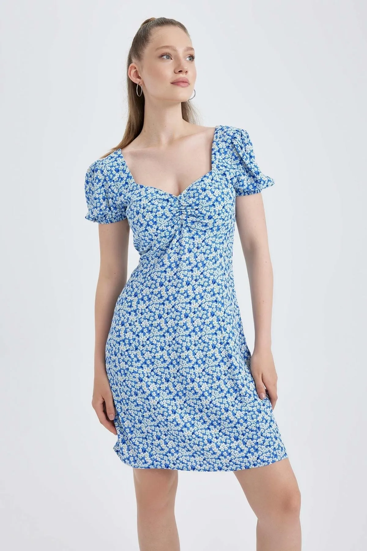 DeFacto  Coool Sweetheart Neck Floral Maroken Kurzarm Minikleid A9484ax23sm