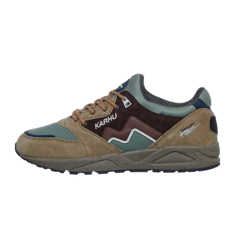 Karhu Aria 95 F803106 / braun