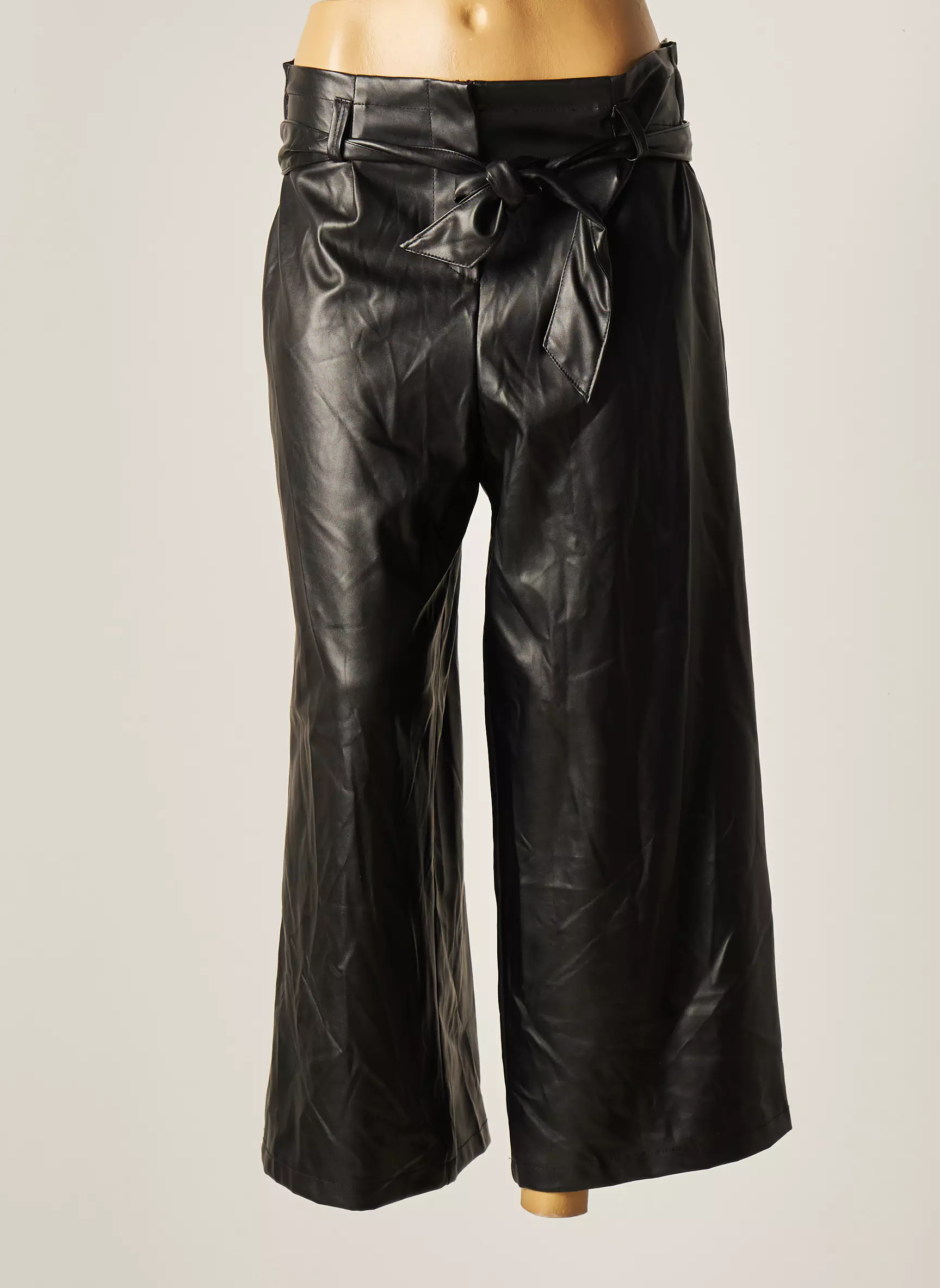Astrid Black Label Pantalons Larges Femme couleur noir