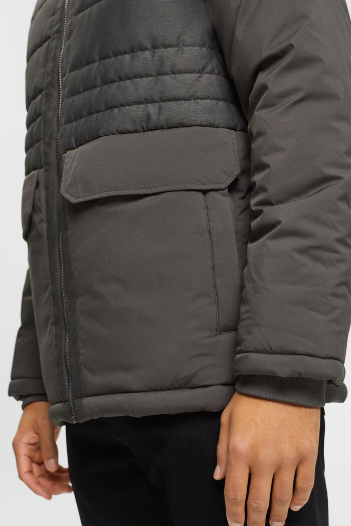 Steppjacke mit Kordelzug-Kapuze