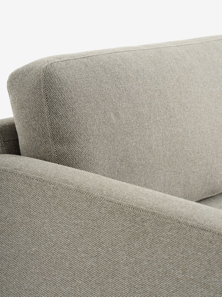 Sofá-cama MOMMARK com chaise longue em tecido bege.