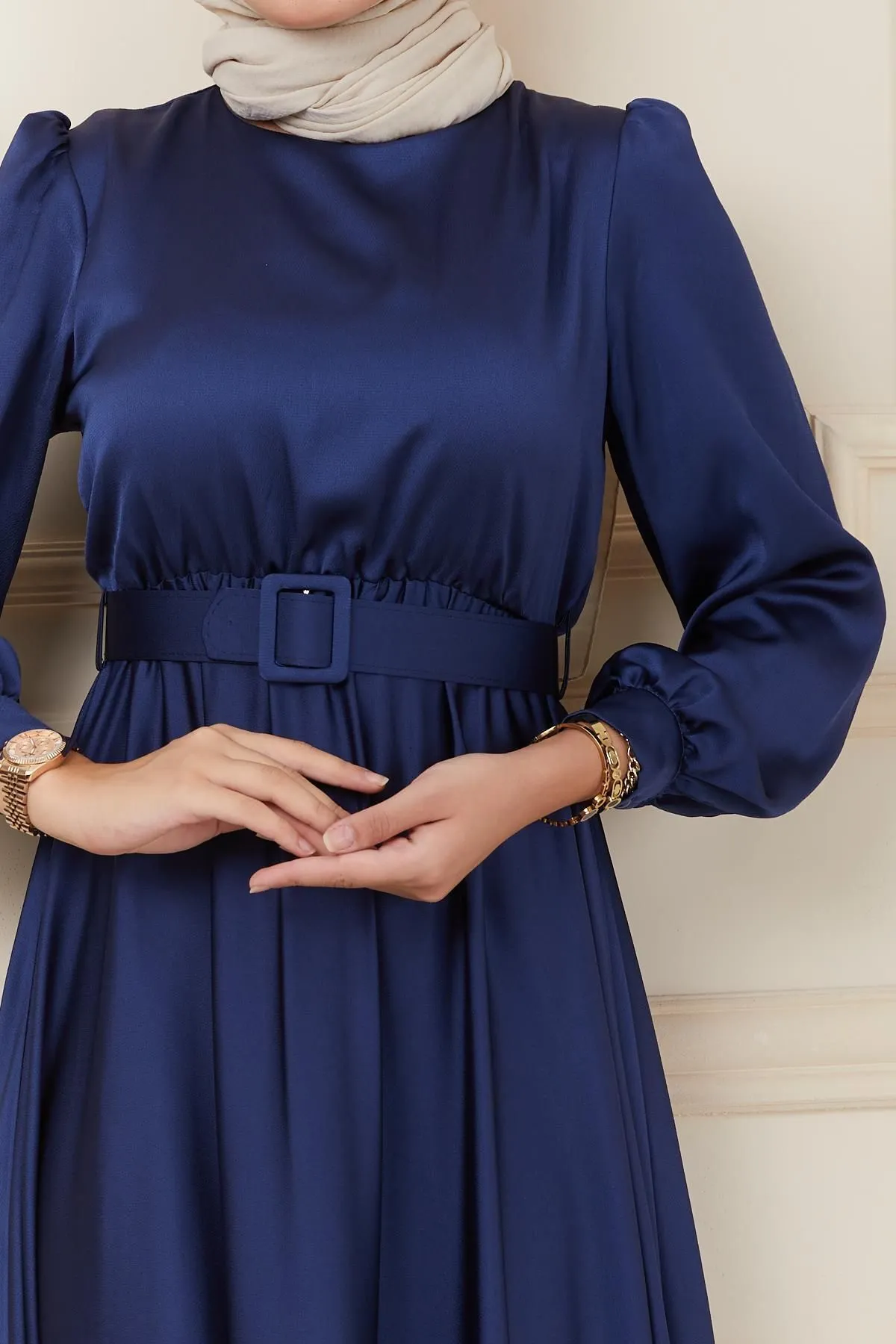 Olcay  Ausgestelltes Abendkleid mit Gürtelzubehör MARINEBLAU 1602