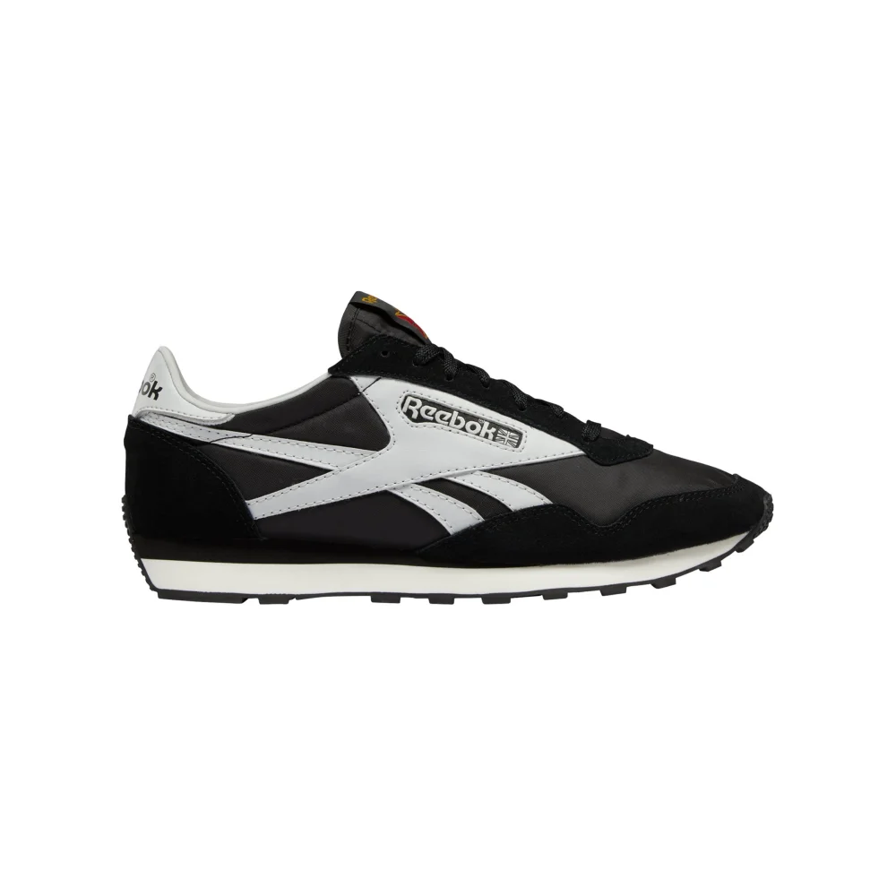 Reebok Aztec II H04984 / schwarz
