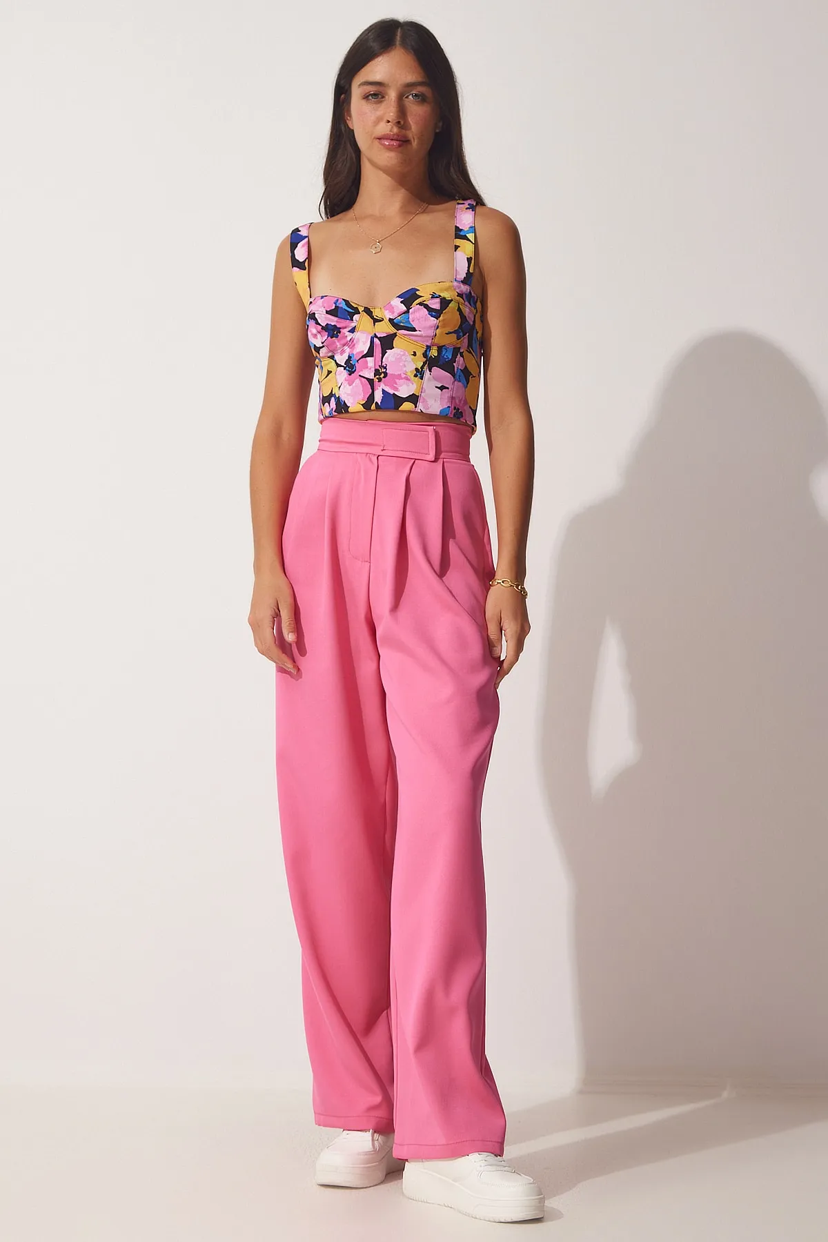 Happiness İstanbul  Rosafarbene Damen-Hose mit Klettverschluss und lockerer Taille YL00001